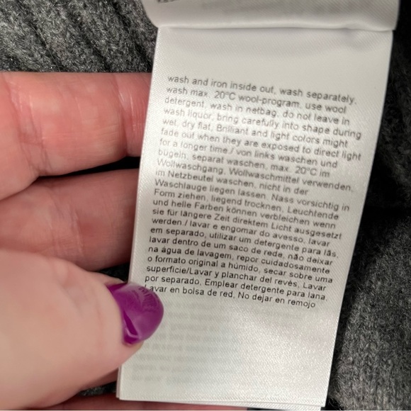 Escada Gray Ribbed Cashmere Virgin Wool Sweater - Picture 6 of 7